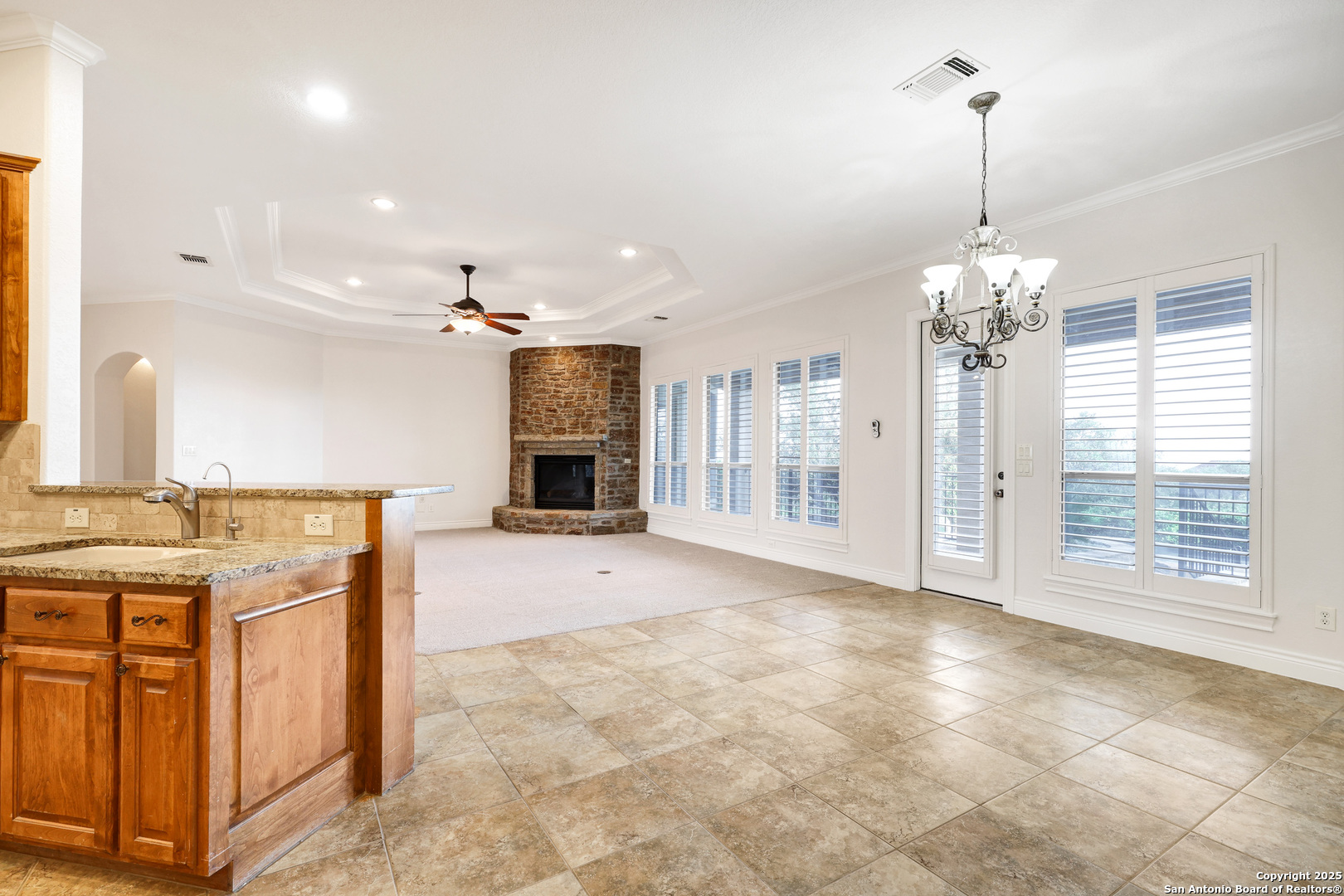 438 Pueblo Pintado Helotes, TX 78023 - Photo 11 of 42