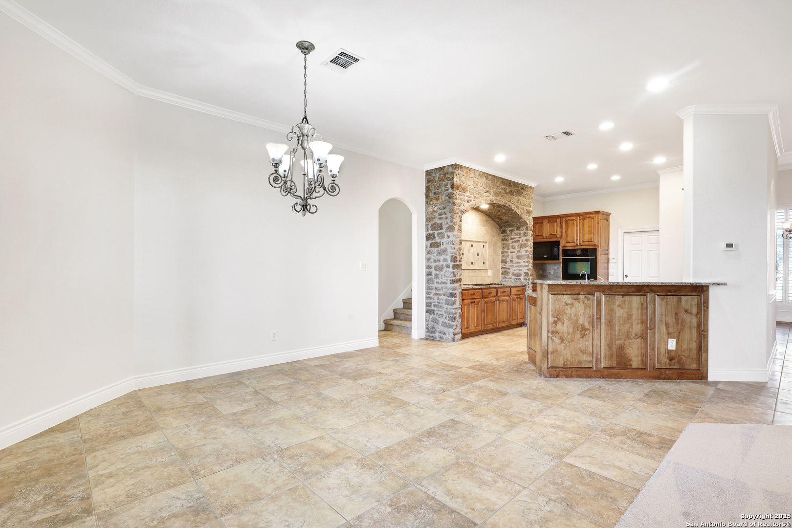 438 Pueblo Pintado Helotes, TX 78023 - Photo 12 of 42