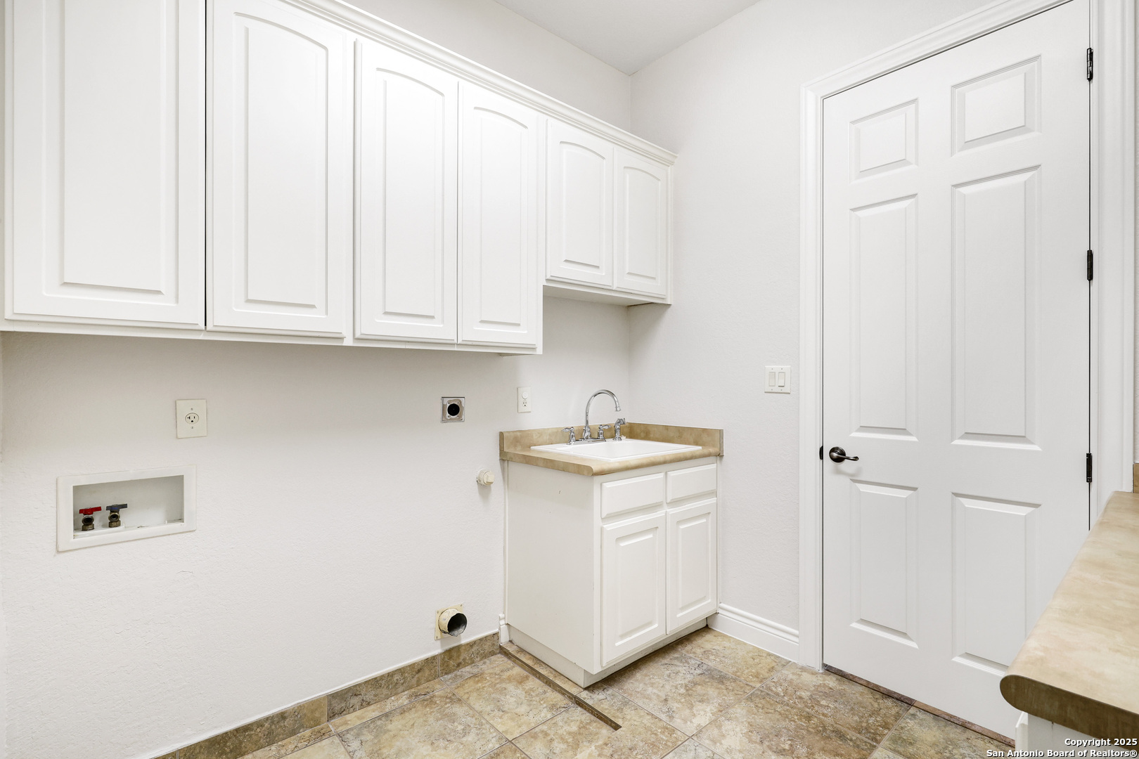 438 Pueblo Pintado Helotes, TX 78023 - Photo 25 of 42