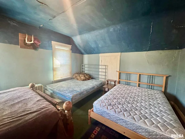 $156,000 | 952 North 200th Avenue, Quincy, IL 62305