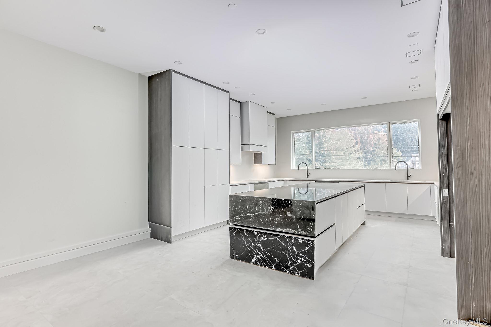 2 Roberts Road, Unit 202 Monsey, NY 10952 - Photo 18 of 33 Gallery Image 18