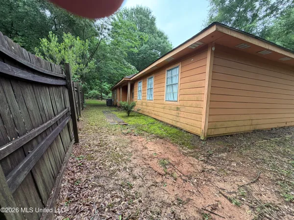 $150,000 | 29 Willie Lindsey Drive, Collins, MS 39428