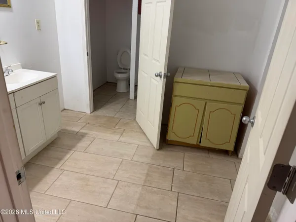 $150,000 | 29 Willie Lindsey Drive, Collins, MS 39428