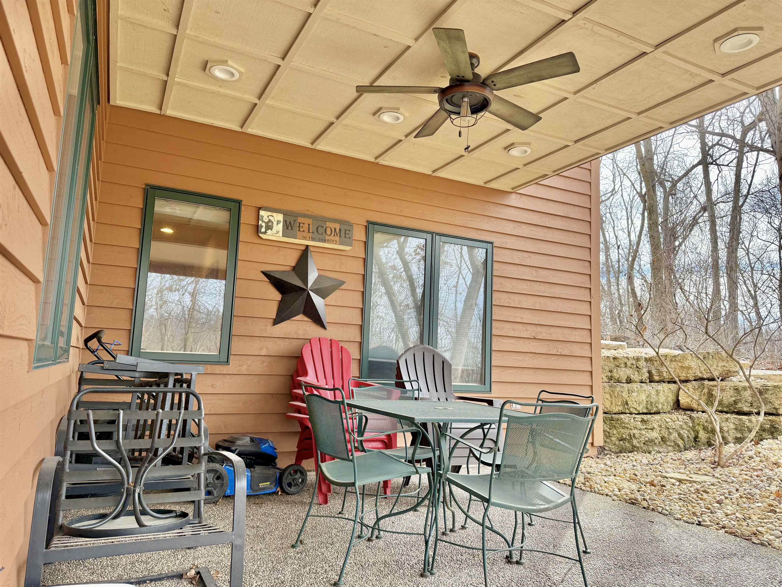 1 Tamarack Row Elizabeth, IL 61028 - Photo 36 of 38 a view of an outdoor space with seating area