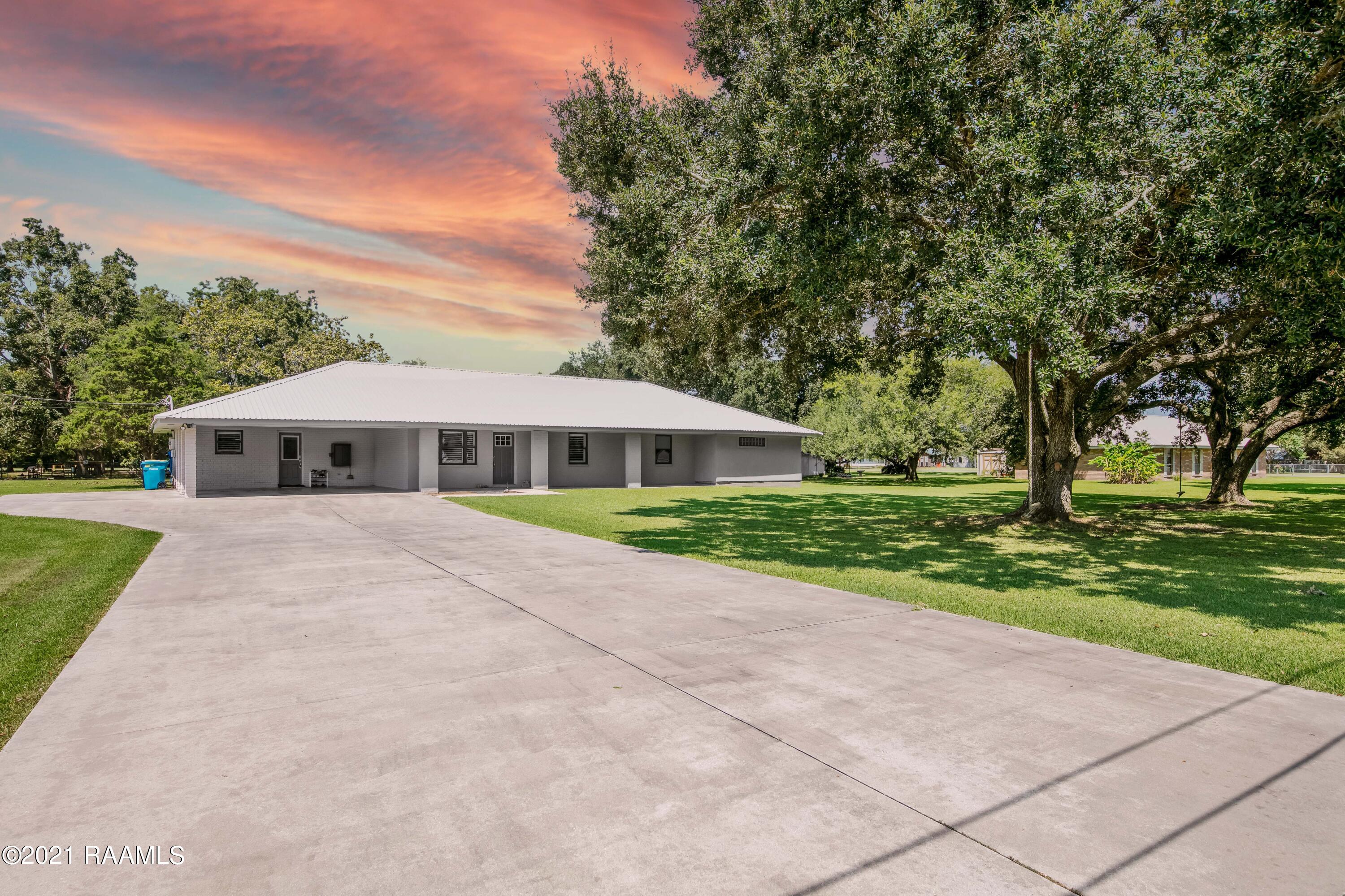 1057 Huval Road Breaux Bridge, LA 70517 - Photo 1 of 40 Gallery Image 1
