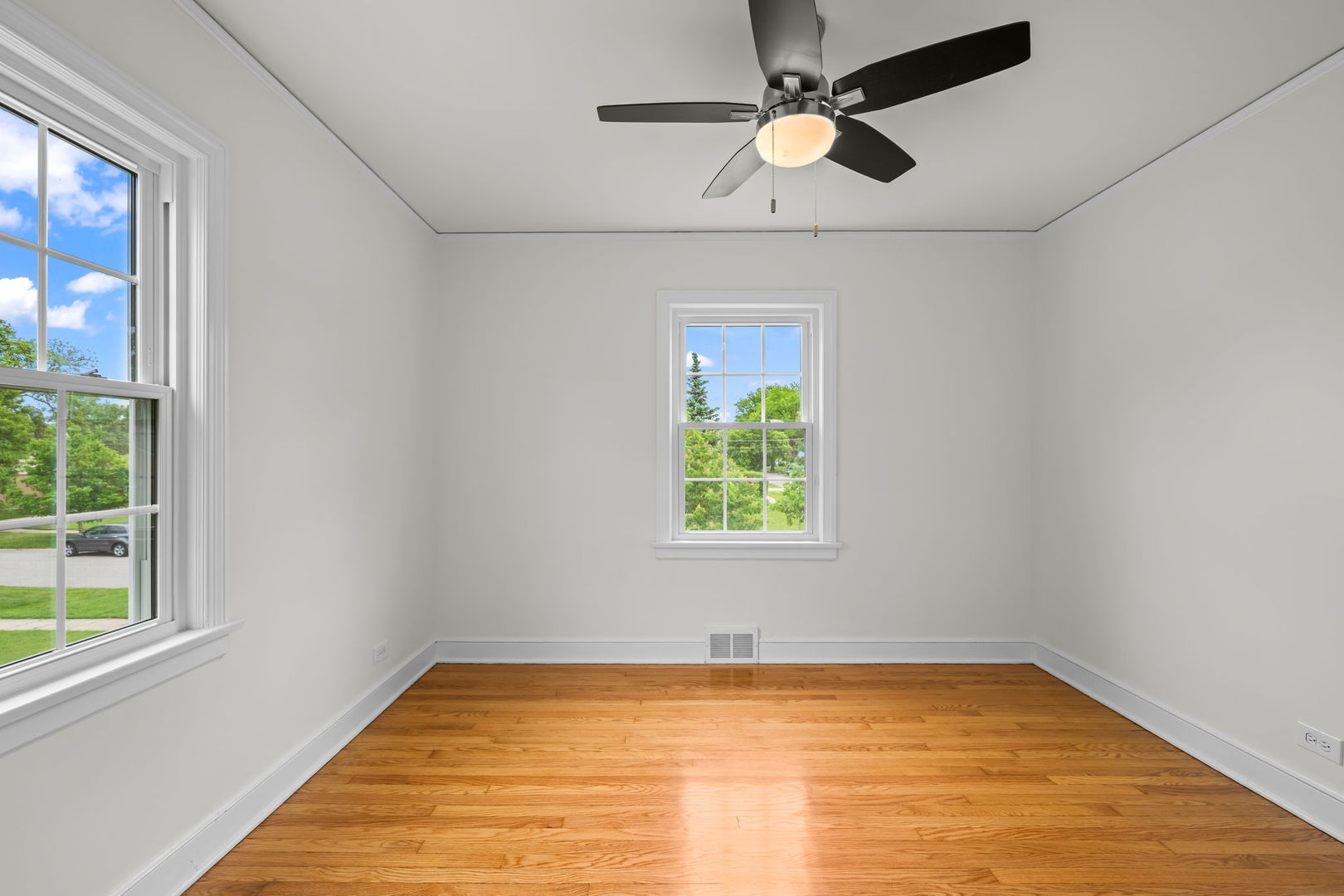 1014 South Chester Avenue Park Ridge, IL 60068 - Photo 18 of 28 Gallery Image 18