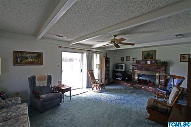 1237 West Eymann Avenue Reedley, CA 93654 - Photo 3 of 25 Additional Photo