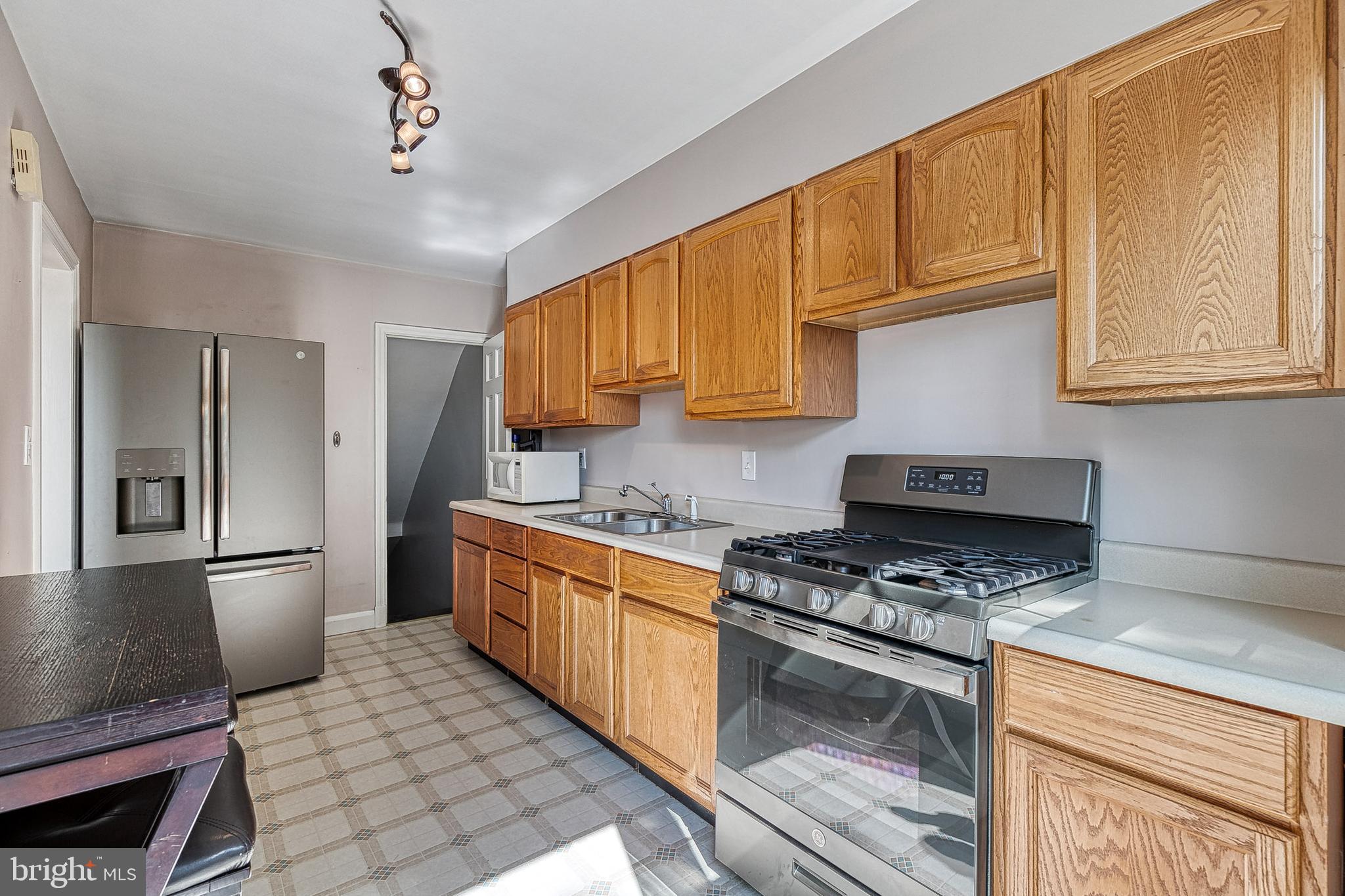 333 Whitfield Road Baltimore, MD 21228 - Photo 13 of 35