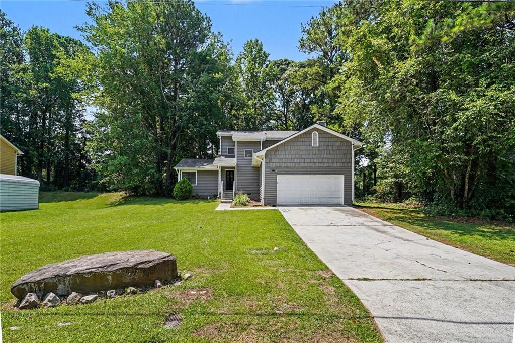 5017 Gracehill Road Lithonia, GA 30038 - Photo 2 of 27