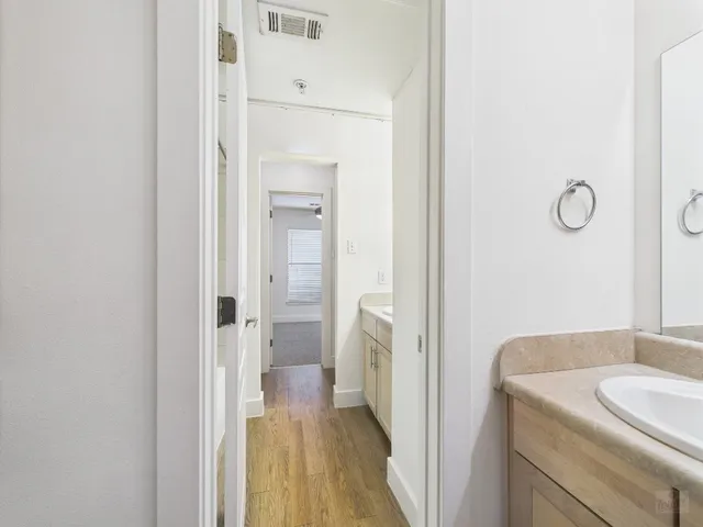 $2,145 | 711 West 32nd Street, Unit 155, Austin, TX 78705