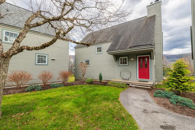 $595,000 | 74 Eagle Nest Road, Unit 7, Manchester, VT 05255