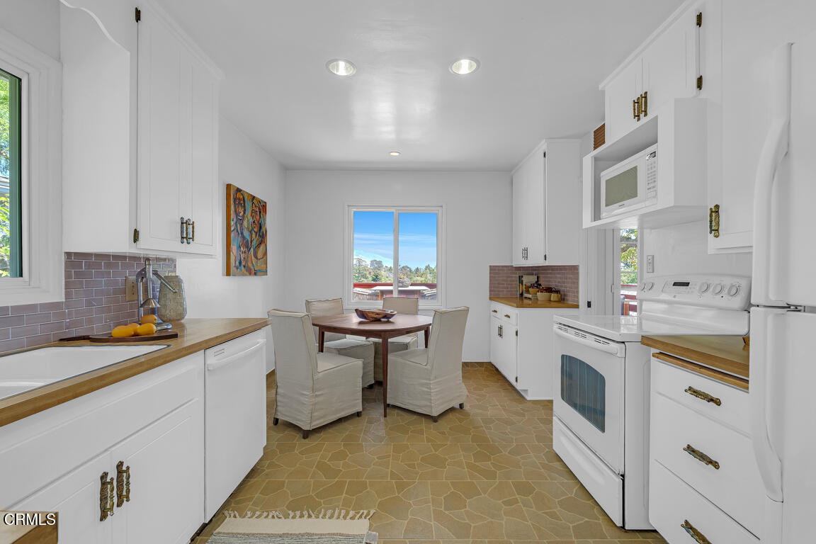 255 Malcolm Drive Pasadena, CA 91105 - Photo 19 of 37 Malcolm MLS-20