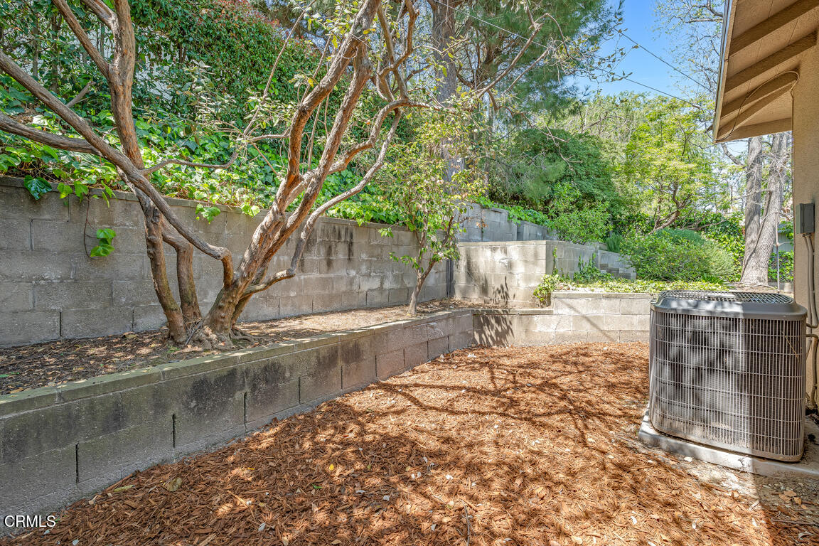 255 Malcolm Drive Pasadena, CA 91105 - Photo 33 of 37 Malcolm MLS-37