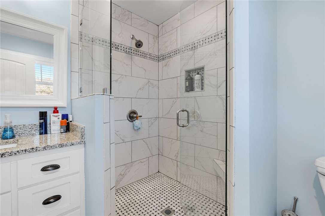 1122 Midway Road Pickens, SC 29671 - Photo 13 of 43