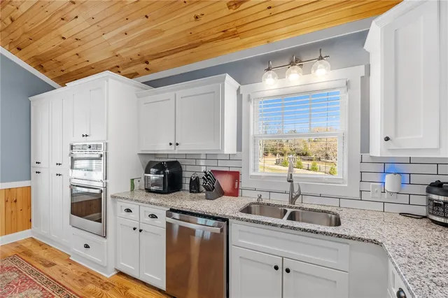 $549,000 | 1122 Midway Road, Pickens, SC 29671