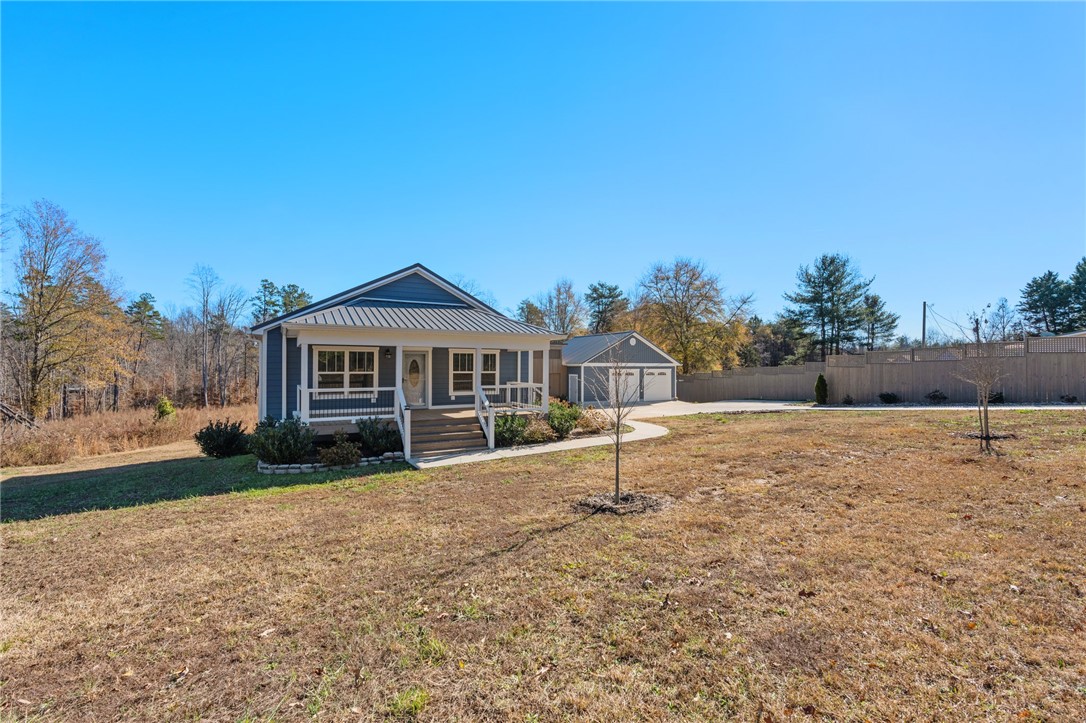1122 Midway Road Pickens, SC 29671 - Photo 38 of 43