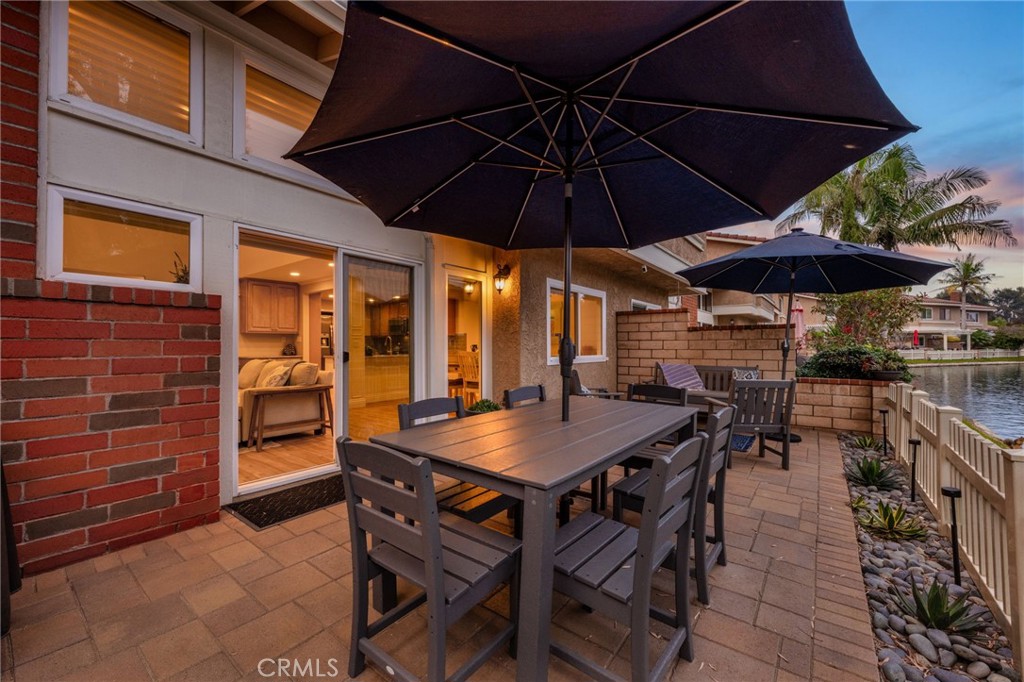 7906 Seawall Circle Huntington Beach, CA 92648 - Photo 34 of 44