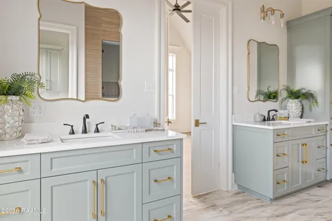 $950,000 | 305 Sunset Palm Court, Youngsville, LA 70592