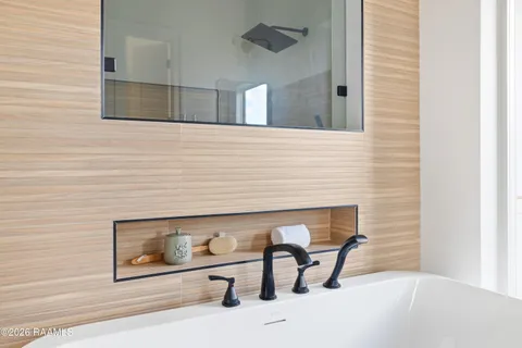 $950,000 | 305 Sunset Palm Court, Youngsville, LA 70592