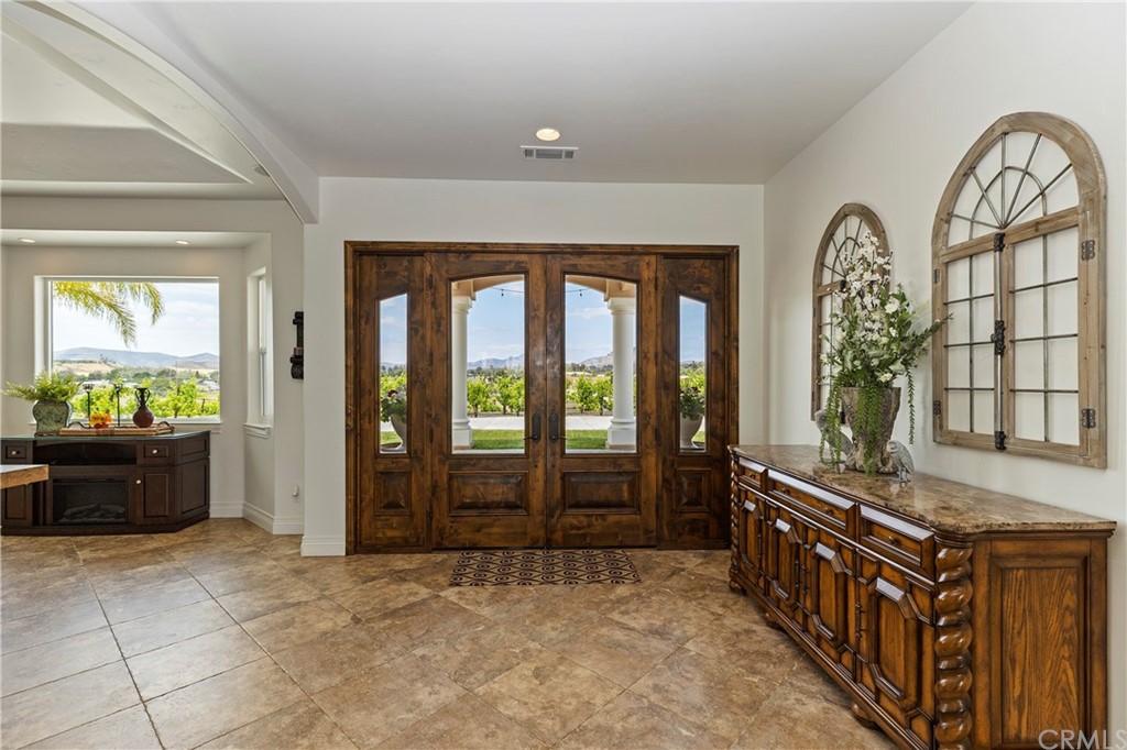 35767 Vía Las Ramblas Temecula, CA 92592 - Photo 19 of 74