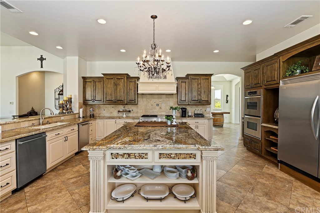 35767 Vía Las Ramblas Temecula, CA 92592 - Photo 27 of 74