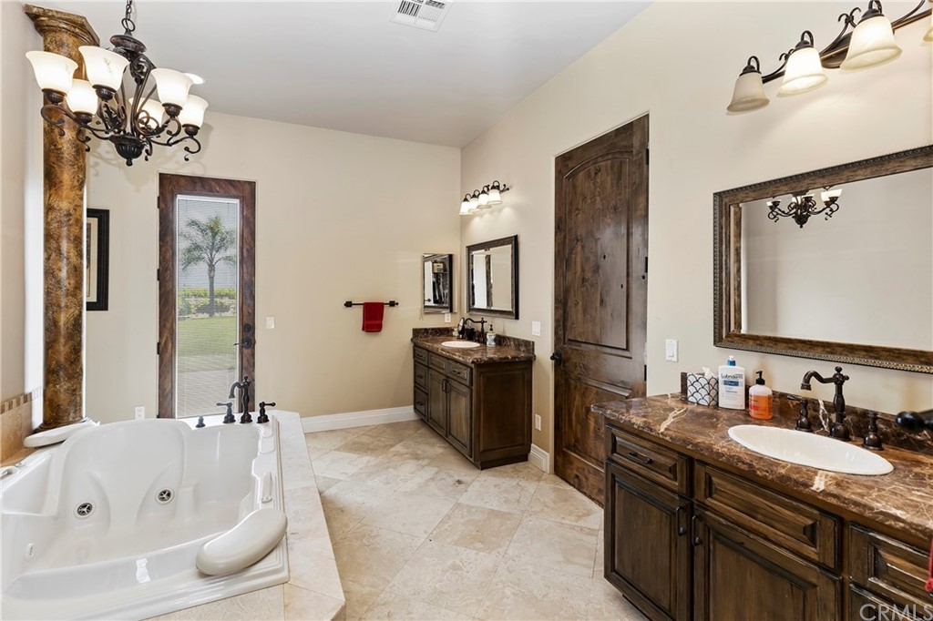 35767 Vía Las Ramblas Temecula, CA 92592 - Photo 43 of 74