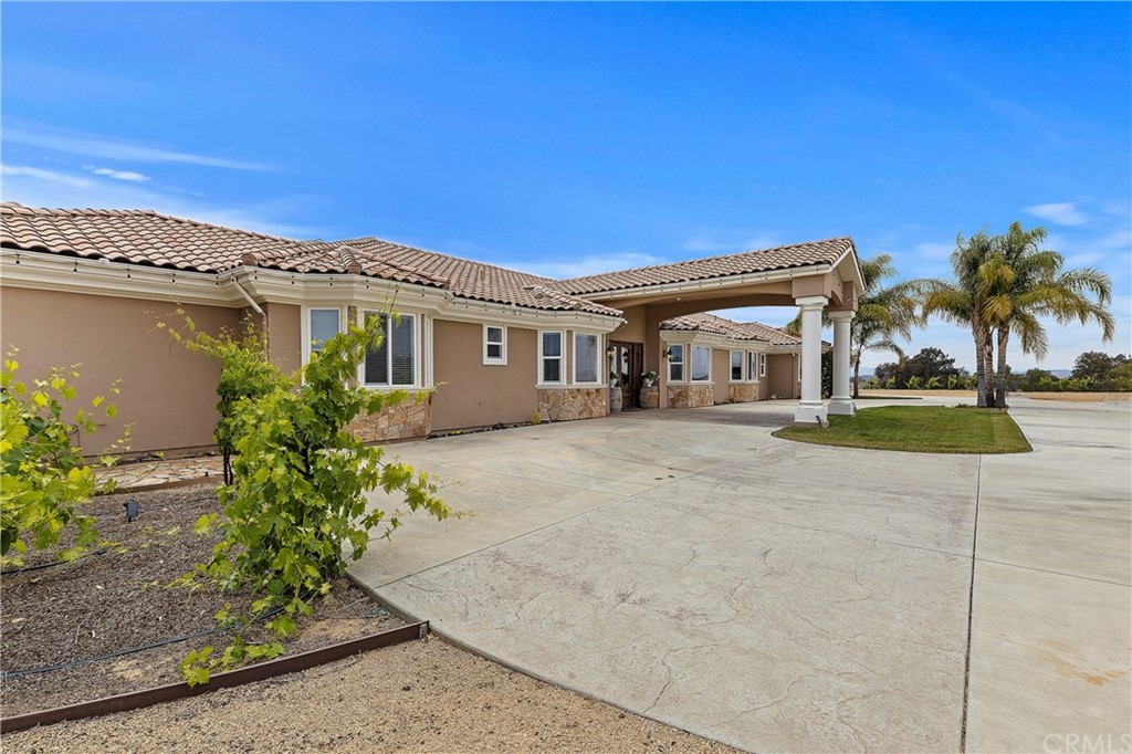 35767 Vía Las Ramblas Temecula, CA 92592 - Photo 63 of 74