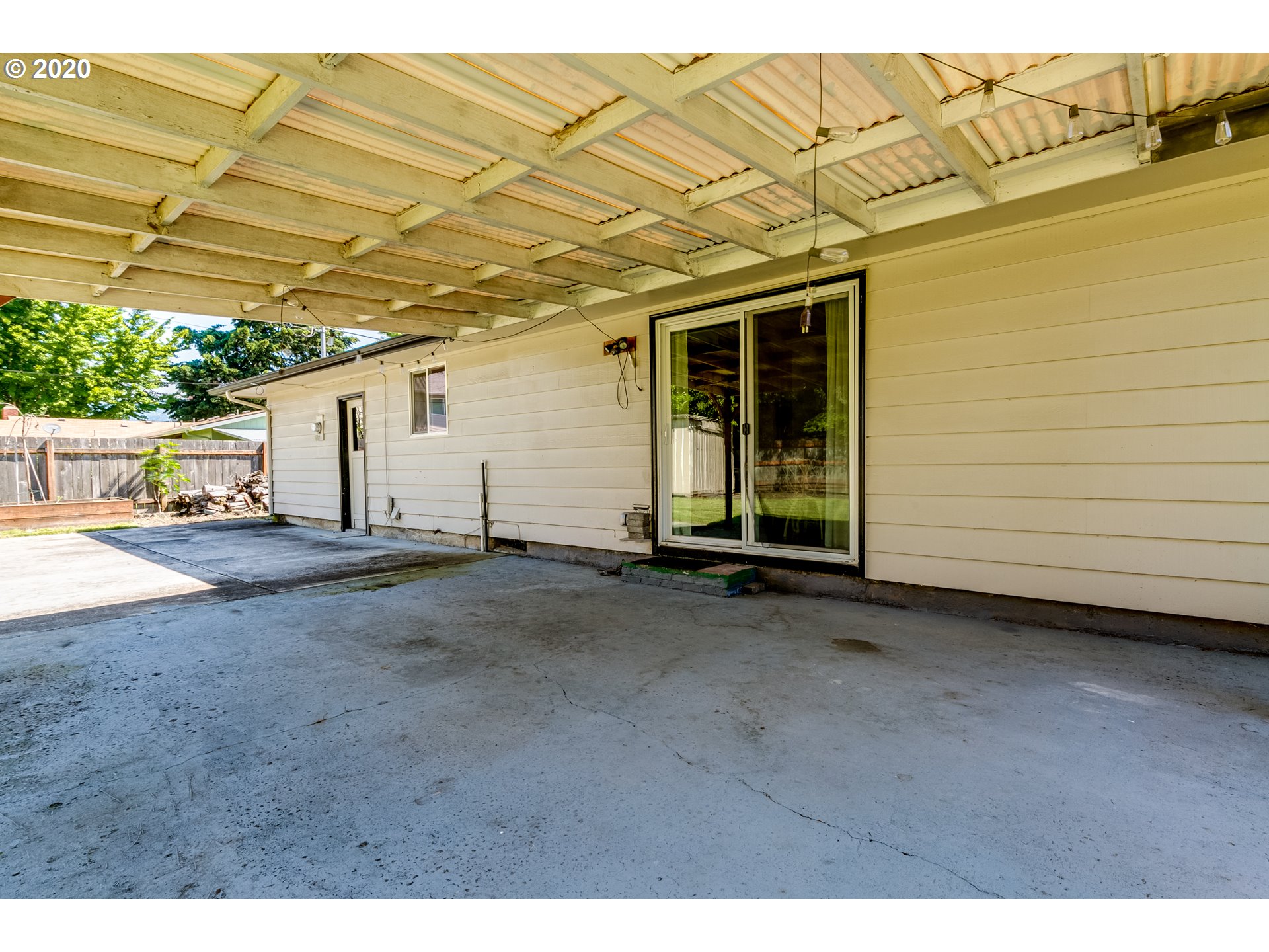 1944 9th Street Springfield, OR 97477 - Photo 22 of 27