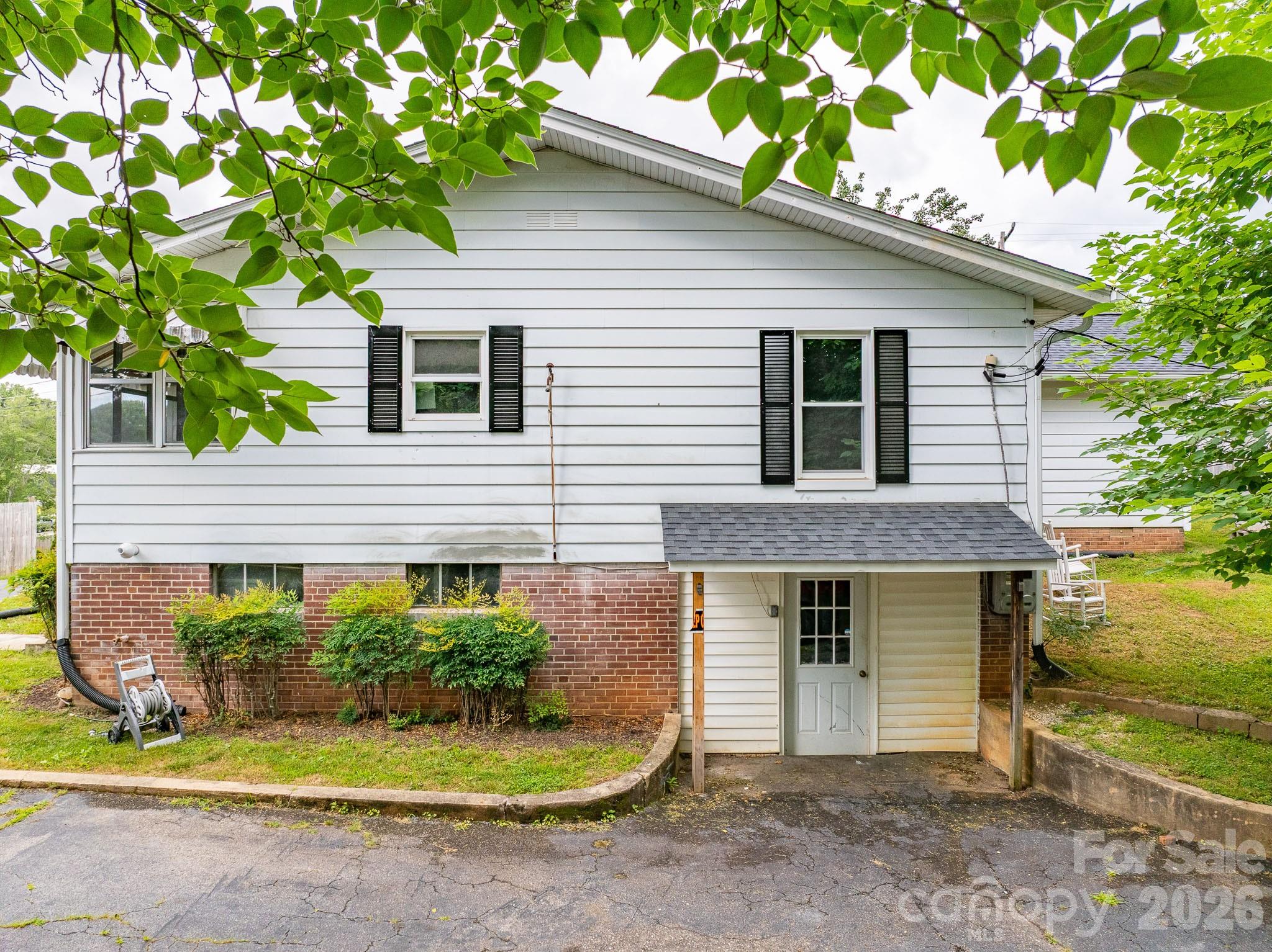 46 Gilkey Street Marion, NC 28752 - Photo 20 of 34