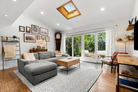 $1,499,000 | 67 B Hampshire Street, Cambridge, MA 02139