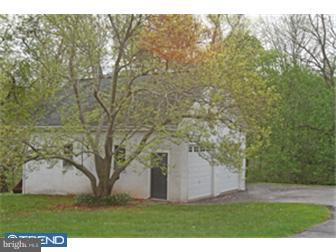 2507 Meetinghouse Road Jamison, PA 18929 - Photo 3 of 11 Garage