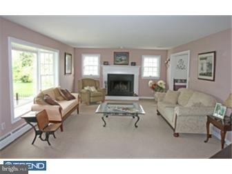 2507 Meetinghouse Road Jamison, PA 18929 - Photo 5 of 11 Living Room