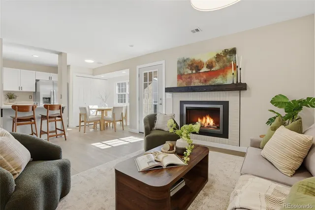 $350,000 | 2301 East Fremont Avenue, Unit S10, Centennial, CO 80122