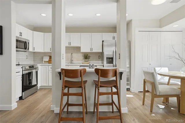 $350,000 | 2301 East Fremont Avenue, Unit S10, Centennial, CO 80122