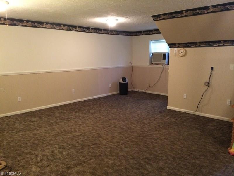 144 Hawks Bridge Rd Mount Mount Airy, NC 27030 - Photo 14 of 21 Gallery Image 14