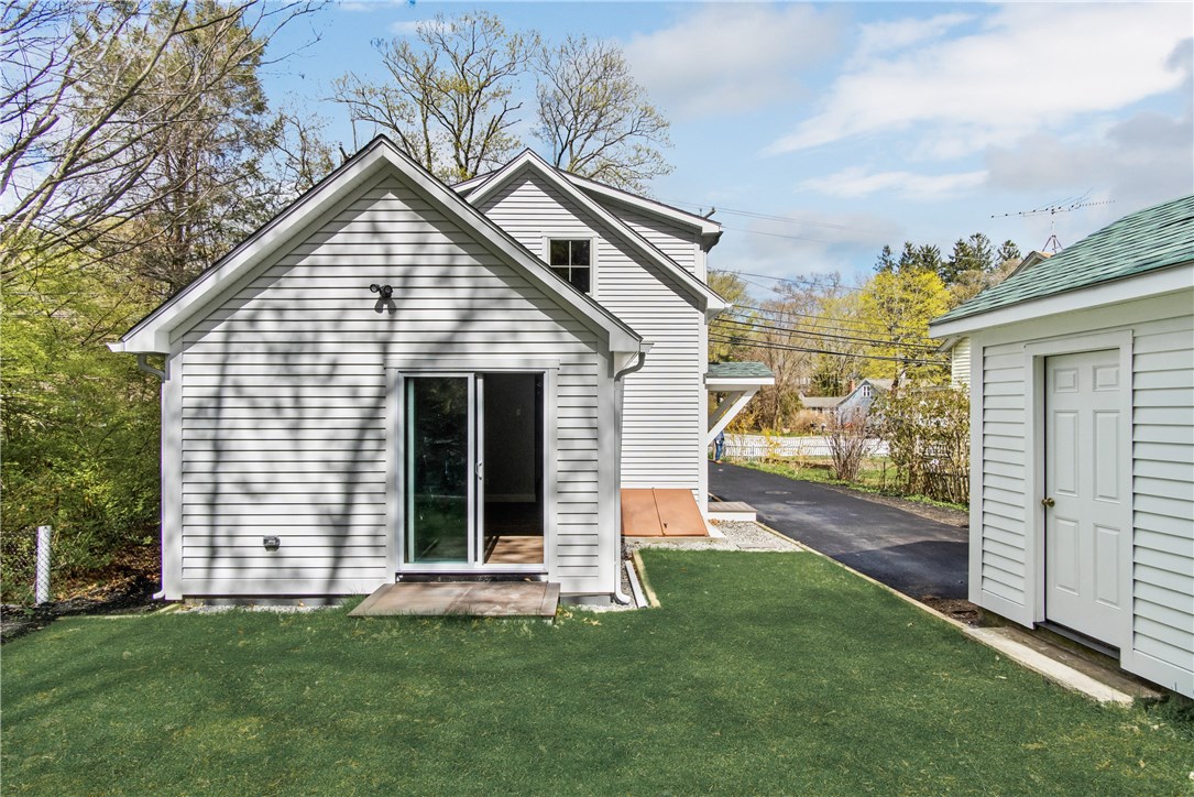 888 Ten Rod Road North Kingstown, RI 02852 - Photo 3 of 14