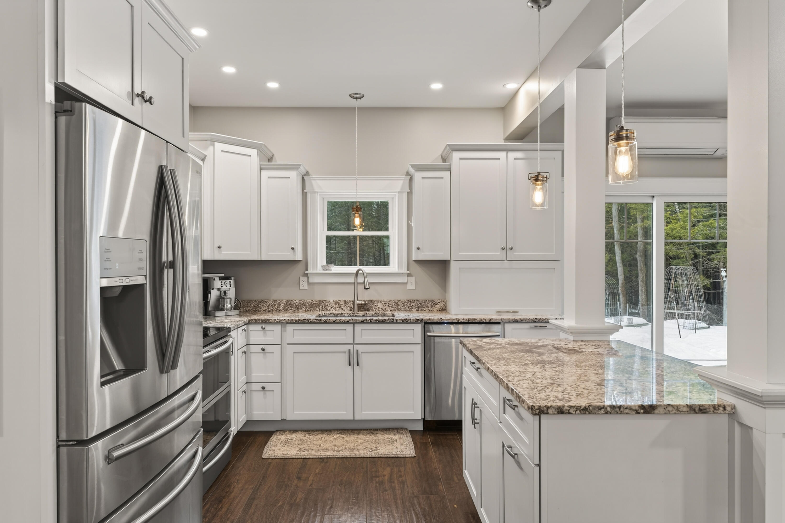 42 Hillside Road Brunswick, ME 04011 - Photo 13 of 47 123_42 Hillside Rd_MorneauStudios_print