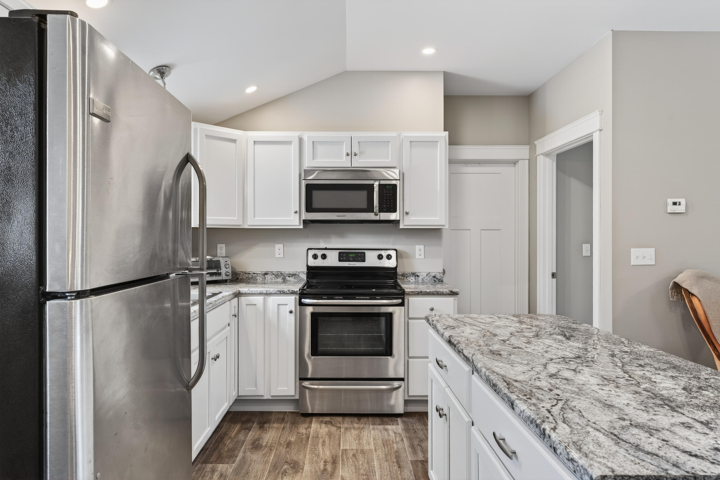 42 Hillside Road Brunswick, ME 04011 - Photo 31 of 47 146_42 Hillside Rd_MorneauStudios_print