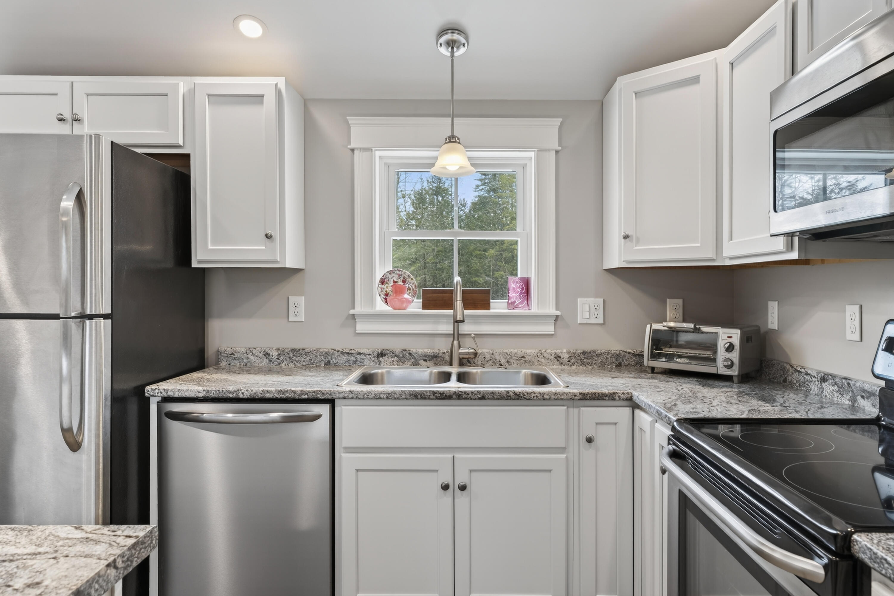 42 Hillside Road Brunswick, ME 04011 - Photo 32 of 47 147_42 Hillside Rd_MorneauStudios_print