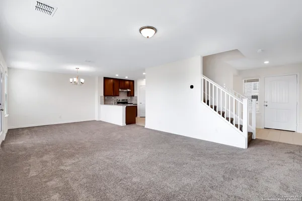 $2,100 | 11732 Red Pheasant, San Antonio, TX 78245