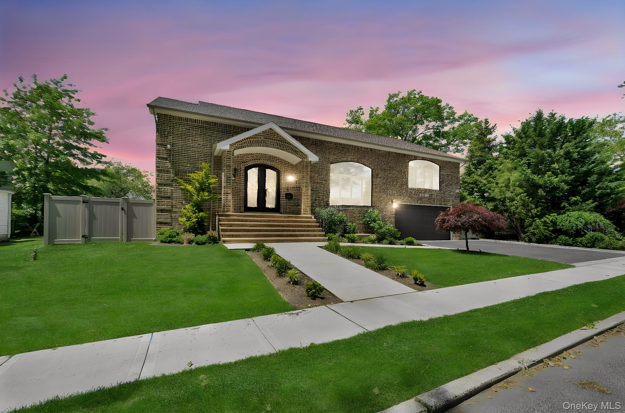 783 Oakleigh Road Valley Stream, NY 11581 - Photo 2 of 42