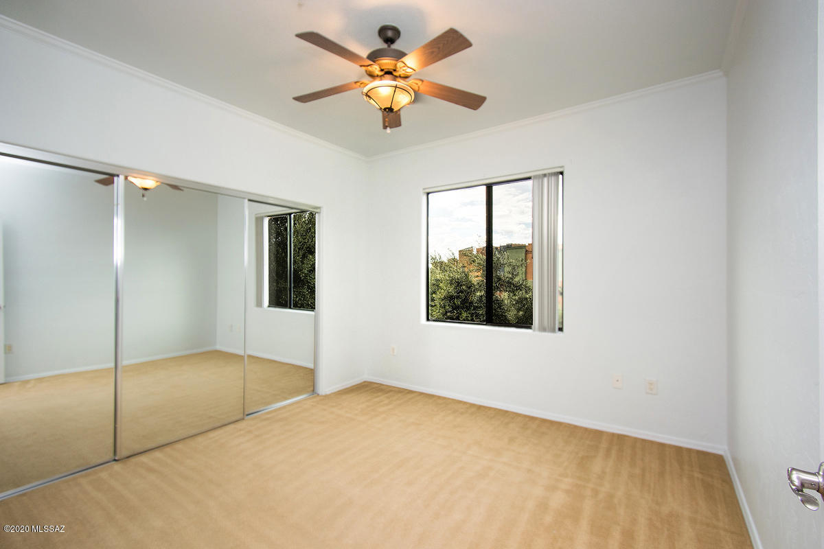 2550 East River Road, Unit 15306 Tucson, AZ 85718 - Photo 20 of 29