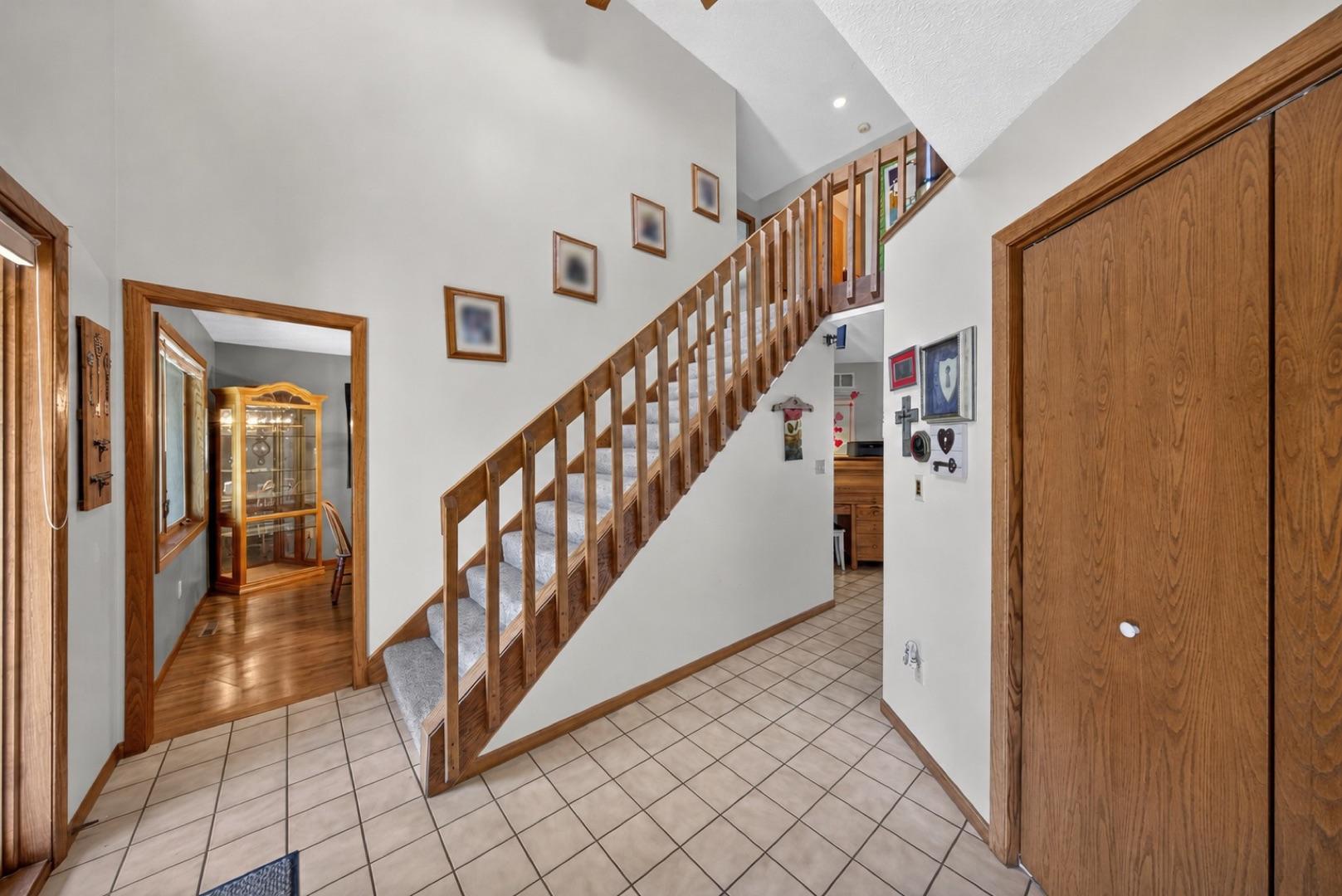 1116 Knoll Court Northwest Rochester, MN 55901 - Photo 3 of 56