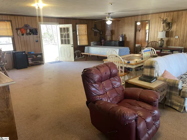 $599,000 | 2024 Scurry Island Road, Chappells, SC 29037