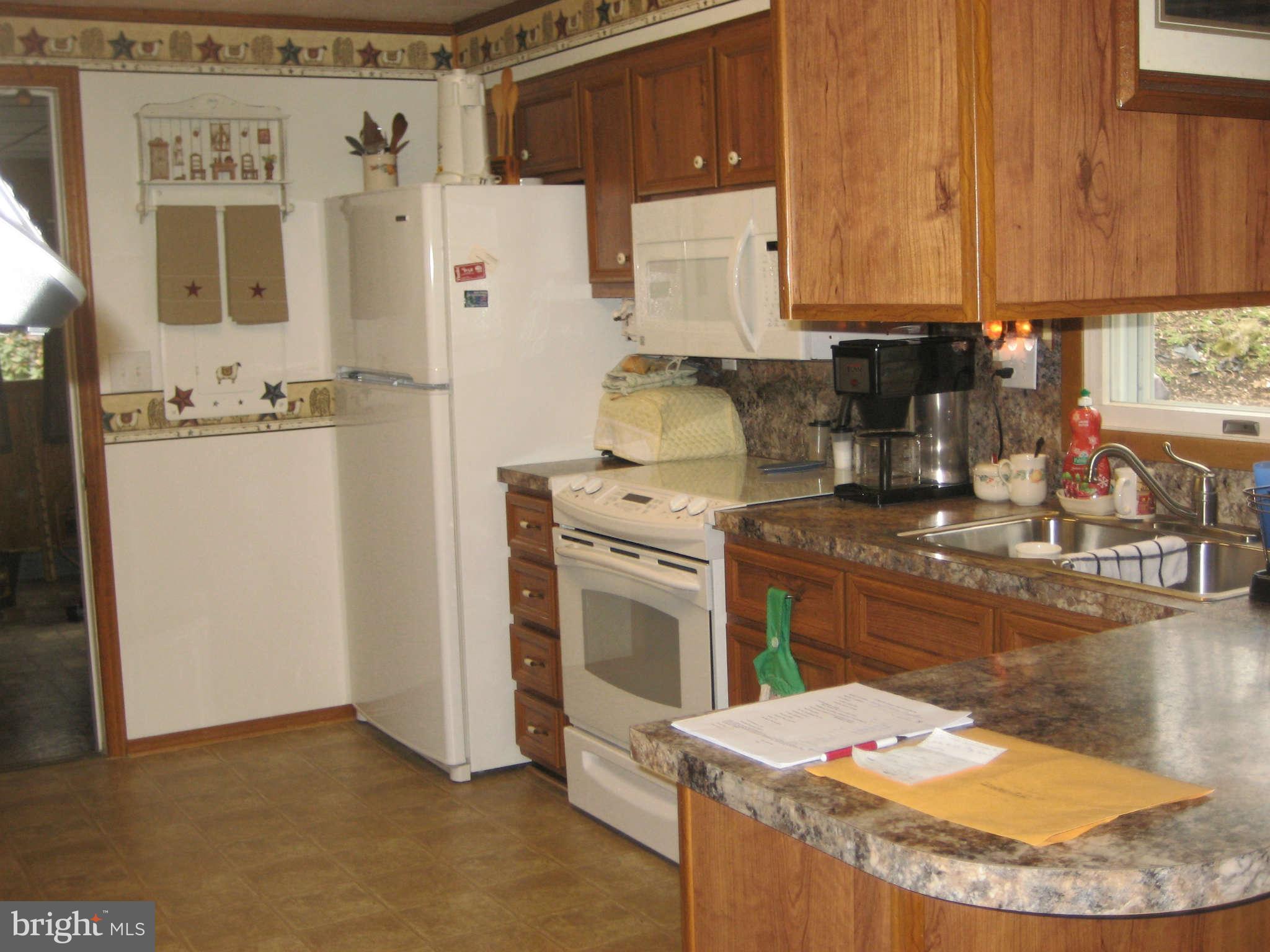 13231 Gruber Road Clear Spring, MD 21722 - Photo 5 of 15 Kitchen