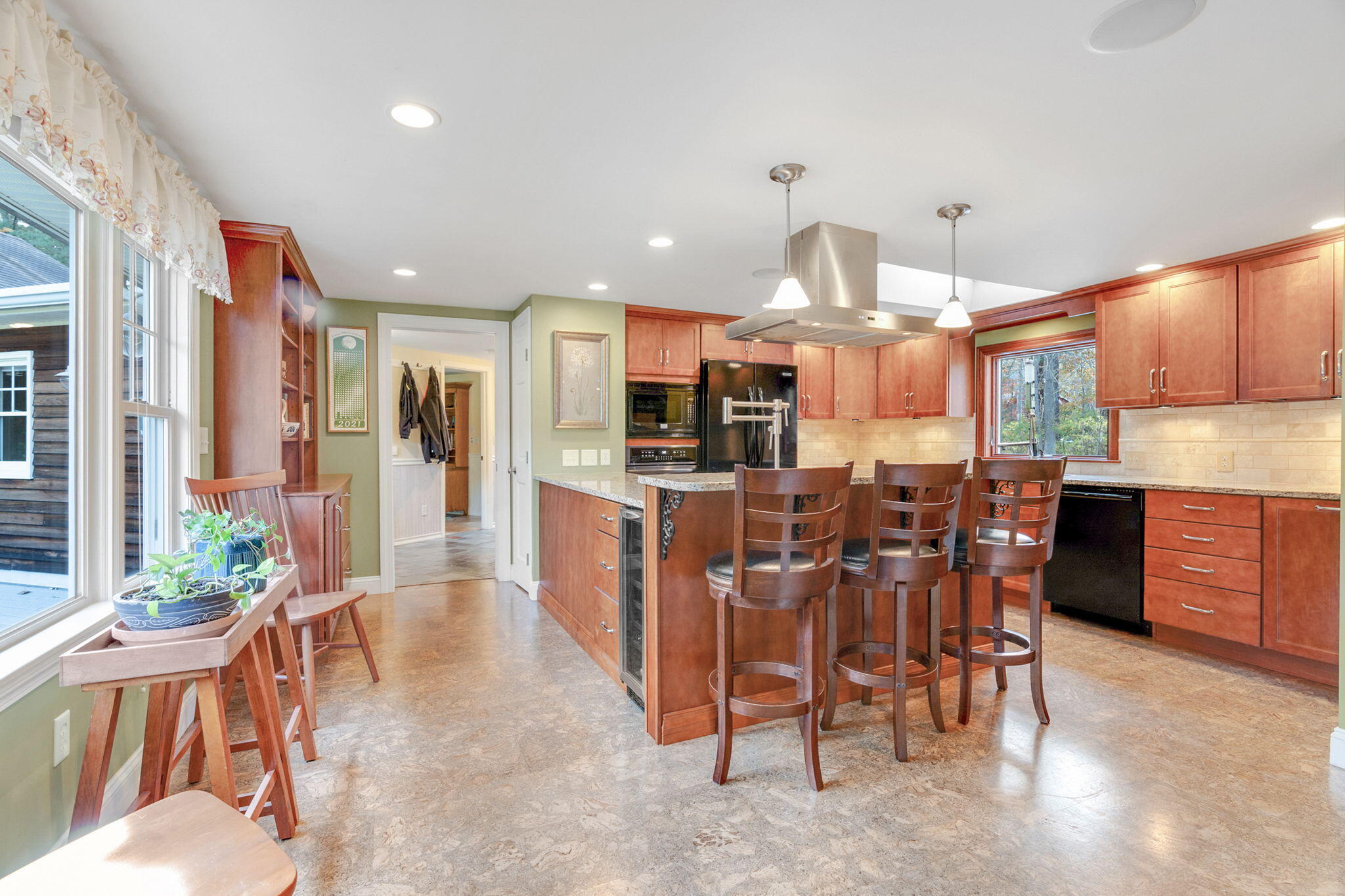 122 Broadturn Road Scarborough, ME 04074 - Photo 3 of 64 122Broadturn-85