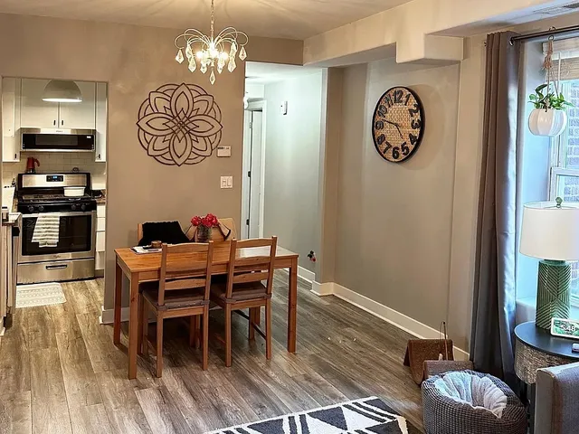 $1,790 | 4335 West Irving Park Road, Unit 106, Chicago, IL 60641