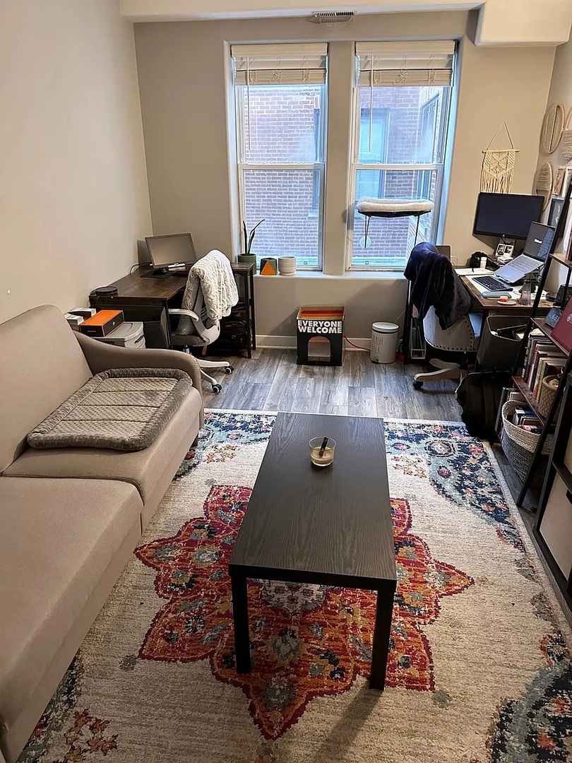 4335 West Irving Park Road, Unit 106 Chicago, IL 60641 - Photo 5 of 10