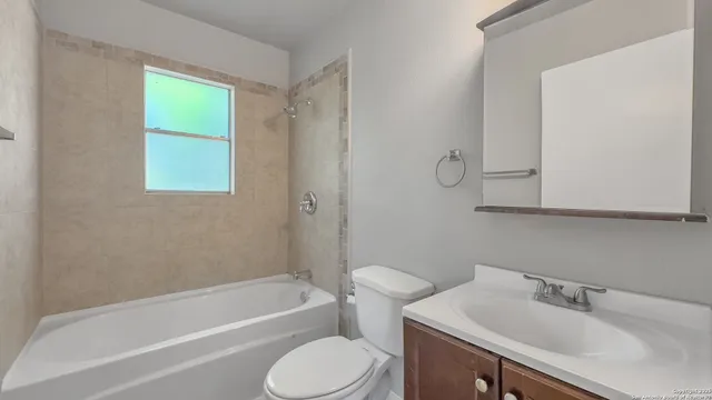 $1,500 | 1137 Jennings Avenue, San Antonio, TX 78225