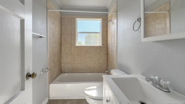 $1,500 | 1137 Jennings Avenue, San Antonio, TX 78225